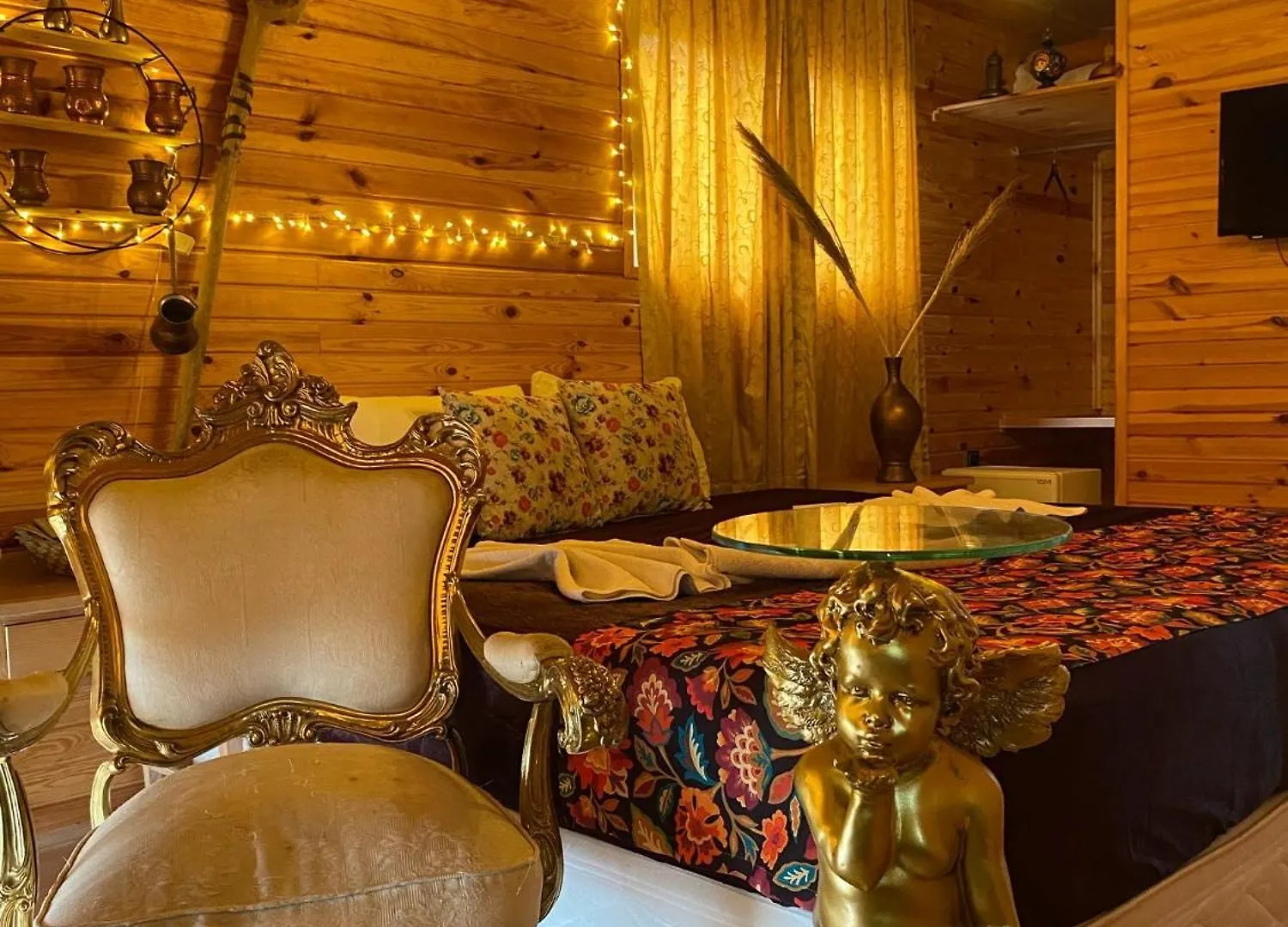 White Country Bungalow Tree House And Hotel أنطاليا تركيا